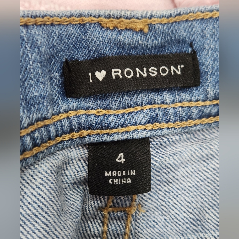 I Heart Ronson flower shorts design - Picture 5 of 6